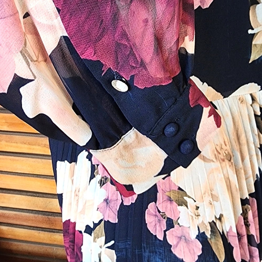 Portmans dress long sleeve size 12 floral pleated - Picture 7 of 11